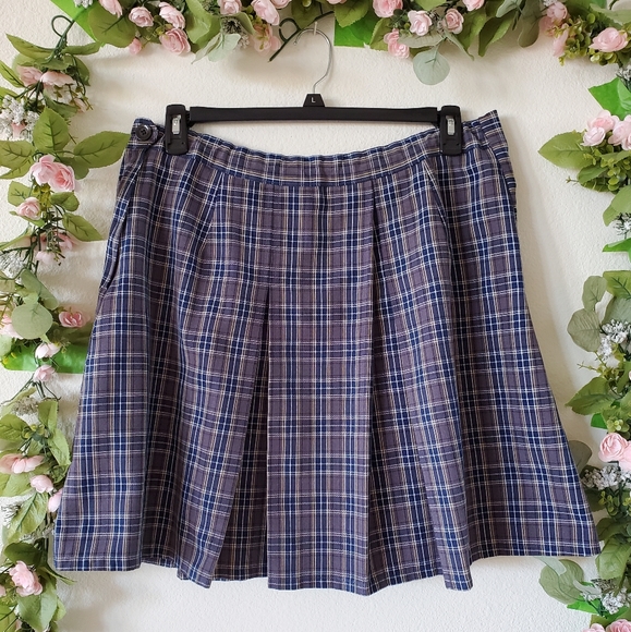 Riverside CA St. Francis de Sales - Skirt Uniform - Picture 2 of 6